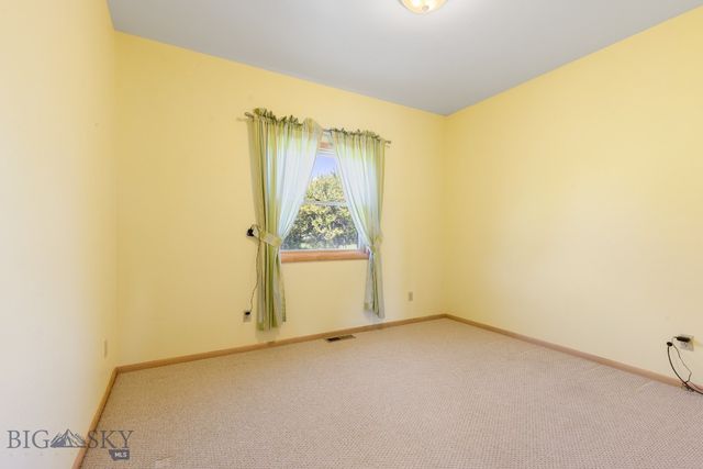 41 Madison, Ennis, MT 59729