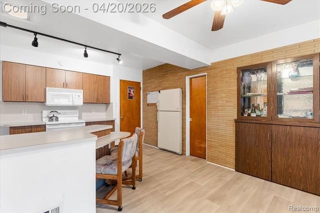 1232 Bel Air Drive, Flint, MI 48507