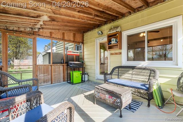 1232 Bel Air Drive, Flint, MI 48507