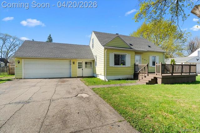 1232 Bel Air Drive, Flint, MI 48507