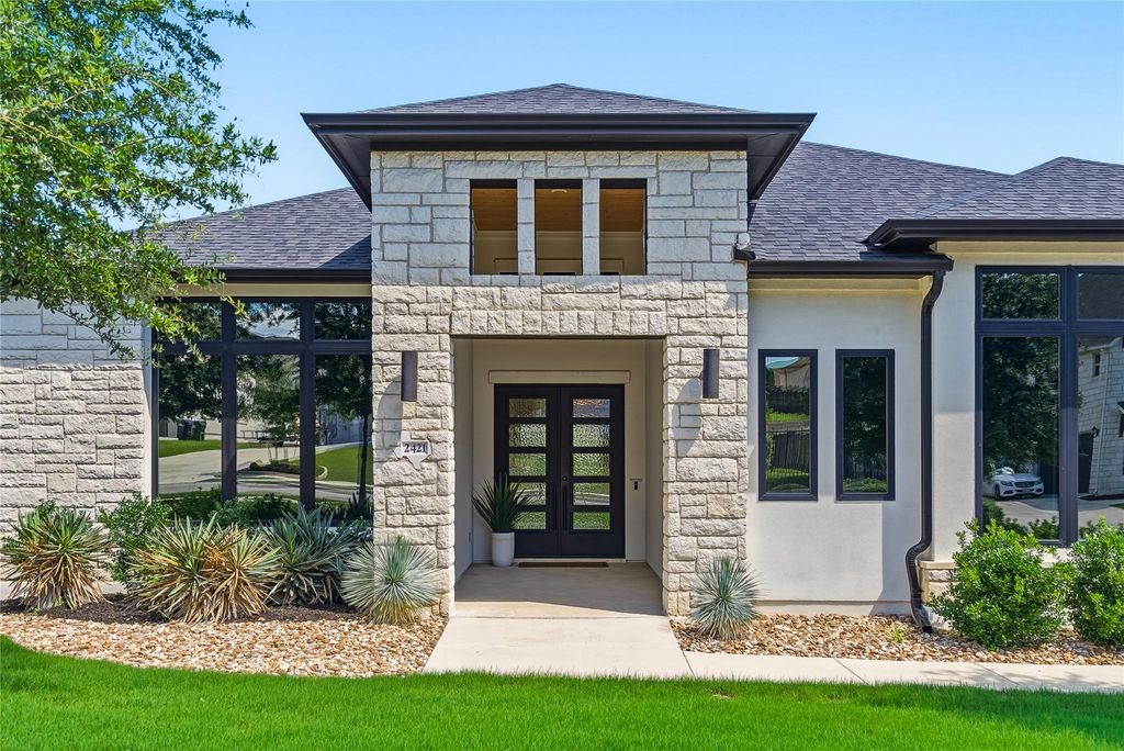 2421 Bel Paese BND, Leander, TX 78641