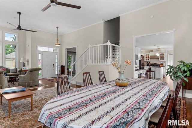 336 Winter Park Drive, Chatham, IL 62629