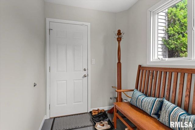 336 Winter Park Drive, Chatham, IL 62629