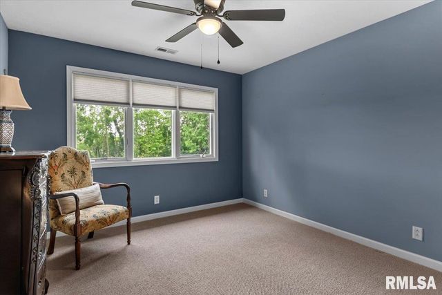 336 Winter Park Drive, Chatham, IL 62629