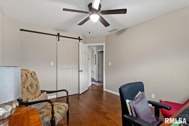 336 Winter Park Drive, Chatham, IL 62629