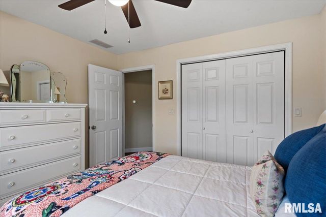 336 Winter Park Drive, Chatham, IL 62629