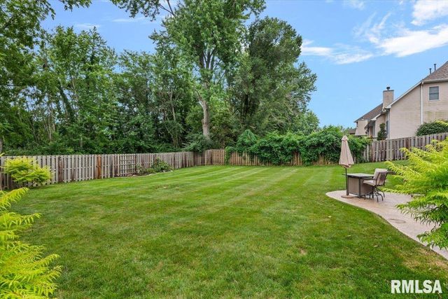 336 Winter Park Drive, Chatham, IL 62629
