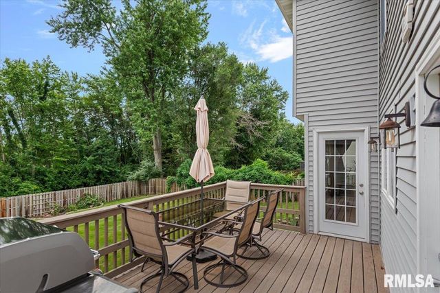 336 Winter Park Drive, Chatham, IL 62629