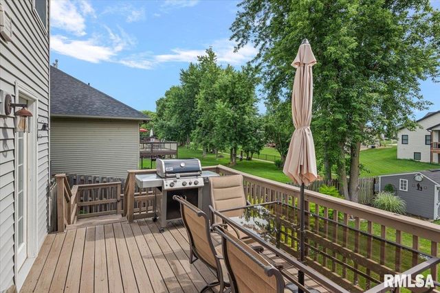 336 Winter Park Drive, Chatham, IL 62629
