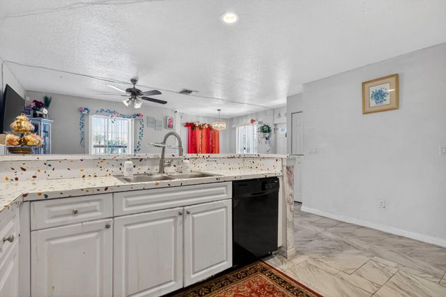 231 N H Street, Lake Worth, FL 33460