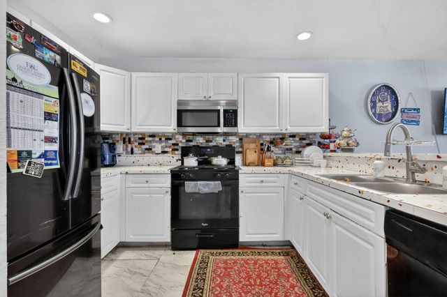 231 N H Street, Lake Worth, FL 33460