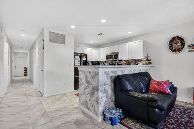 231 N H Street, Lake Worth, FL 33460