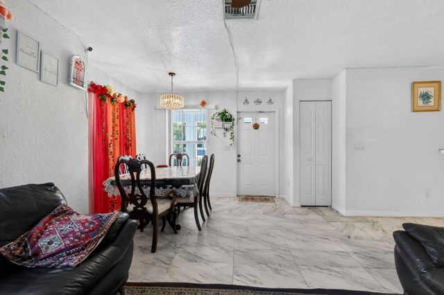 231 N H Street, Lake Worth, FL 33460