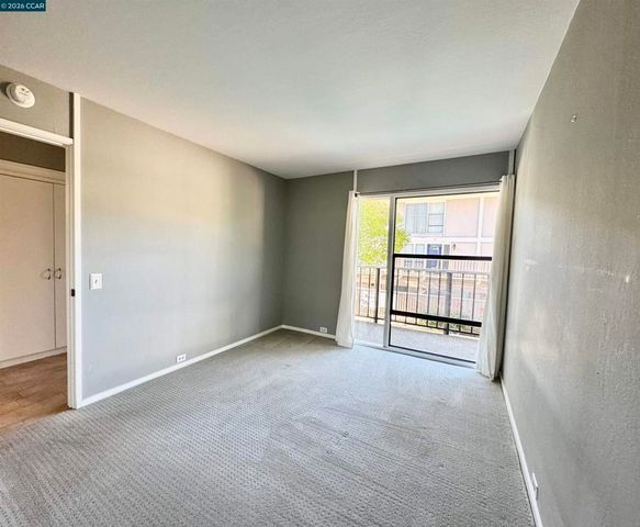 2133 Donald Dr 18, Moraga, CA 94556