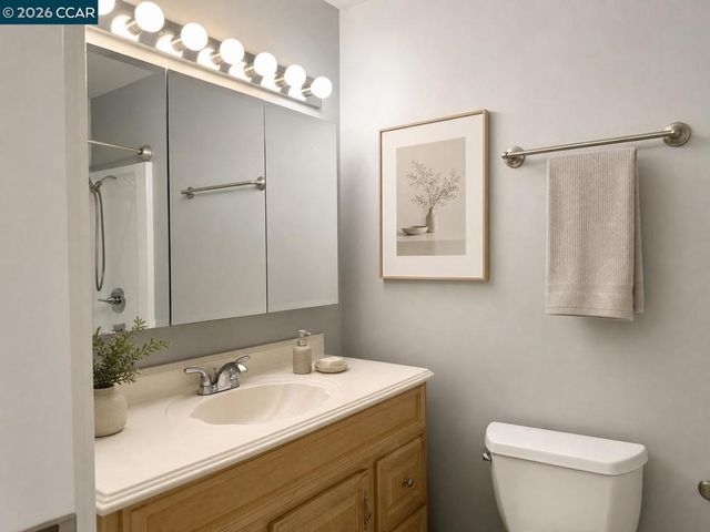 2133 Donald Dr 18, Moraga, CA 94556