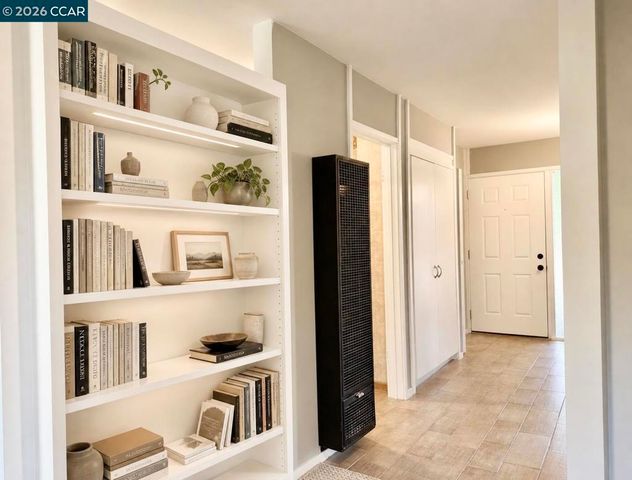 2133 Donald Dr 18, Moraga, CA 94556