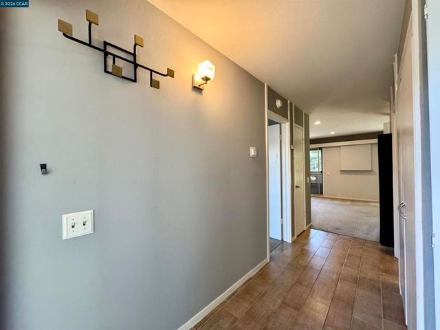 2133 Donald Dr 18, Moraga, CA 94556