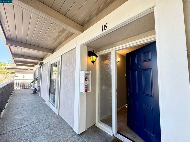 2133 Donald Dr 18, Moraga, CA 94556