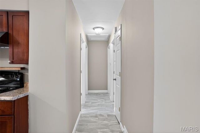 8350 Hill Avenue, St Louis, MO 63121