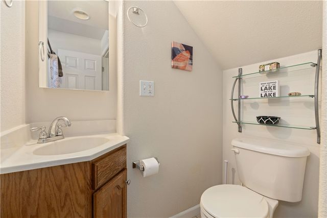 9814 Diane, Upper Lake/ Upper Lake Valley, CA 95485