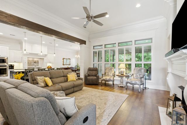 37357 Whispering Hollow Ave, Prairieville, LA 70769