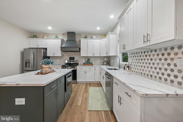 117 KIRK LN, Pine Hill, NJ 08021
