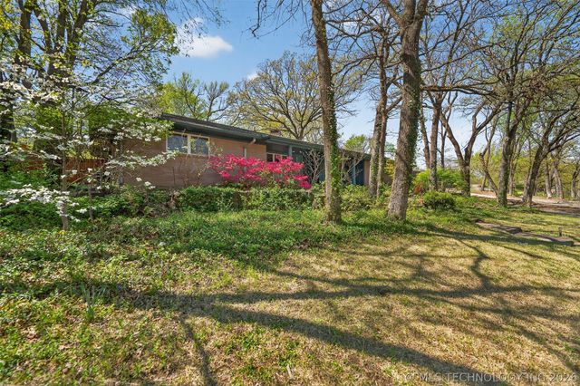 1901 Skyline Place, Bartlesville, OK 74006