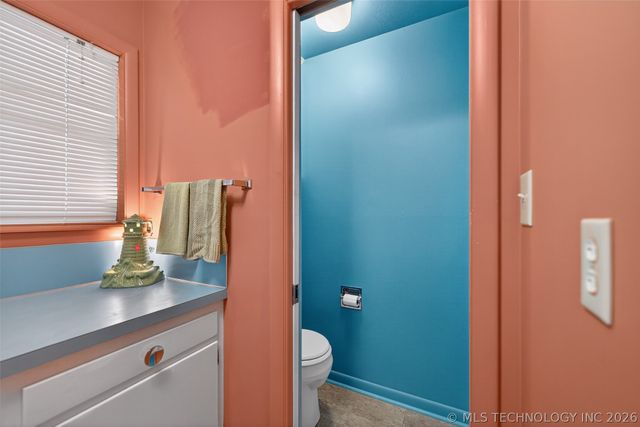1901 Skyline Place, Bartlesville, OK 74006