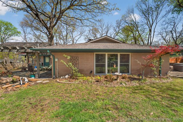 1901 Skyline Place, Bartlesville, OK 74006