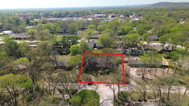 1901 Skyline Place, Bartlesville, OK 74006