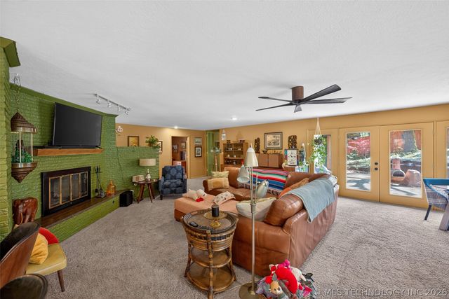 1901 Skyline Place, Bartlesville, OK 74006