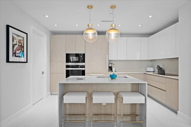 3100 N Ocean Drive H-1105, Singer Island, FL 33404