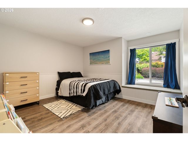 3714 Se PALMIRE Ct, Hillsboro, OR 97123