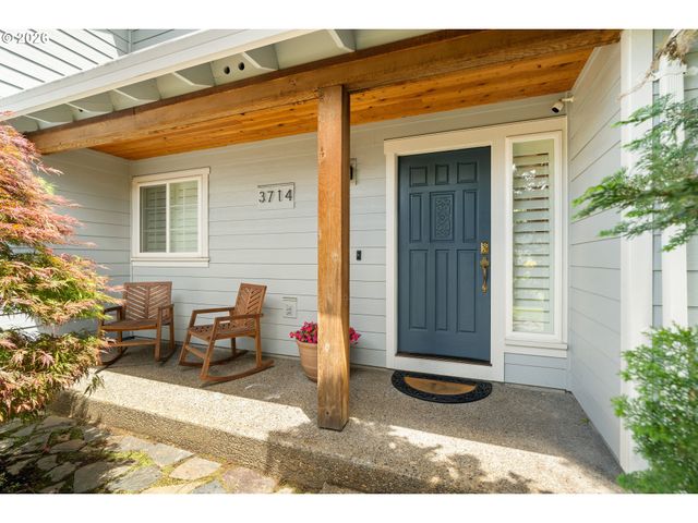 3714 Se PALMIRE Ct, Hillsboro, OR 97123