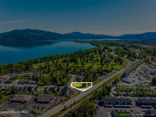 55 Carnelian Ave, Ponderay, ID 83852