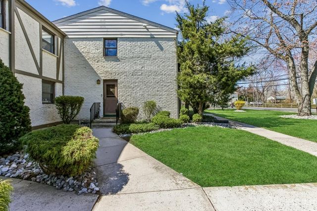 500 Cliffwood Avenue D13, Matawan, NJ 07747
