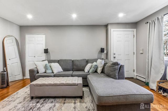 500 Cliffwood Avenue D13, Matawan, NJ 07747