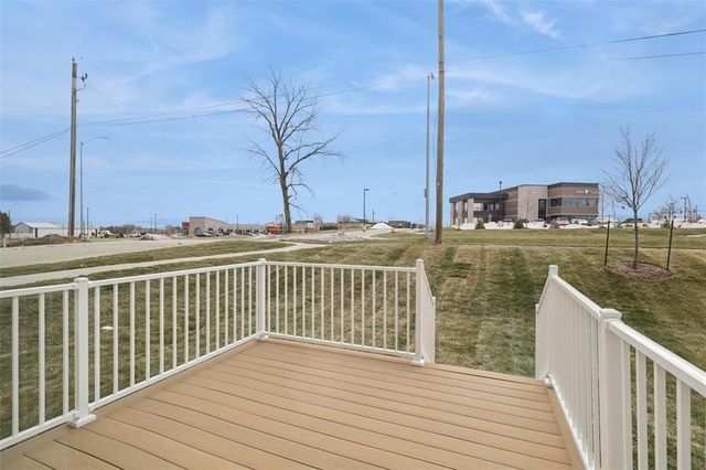 15533 Rocklyn Place, Clive, IA 50325