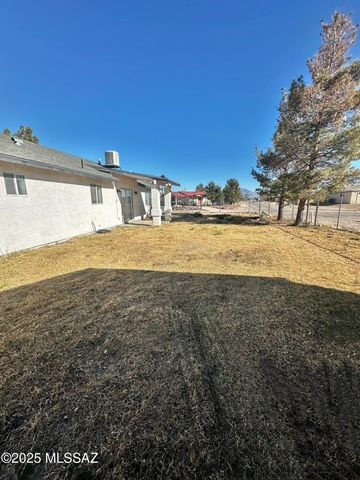 1402 Bobcat Lane, Willcox, AZ 85643