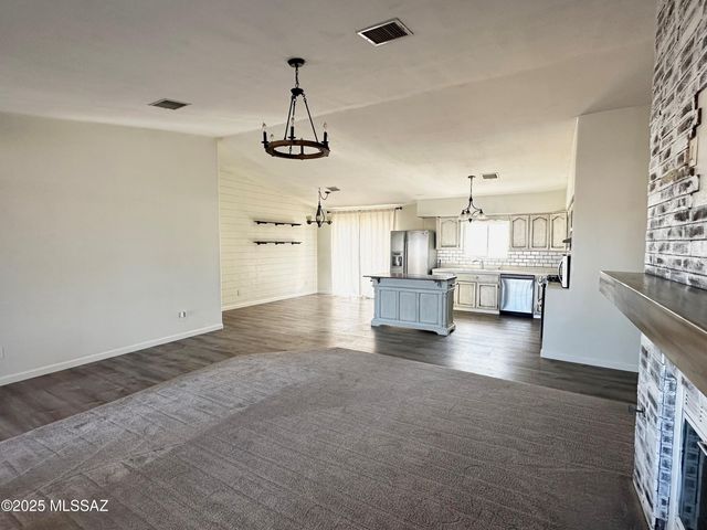 1402 Bobcat Lane, Willcox, AZ 85643