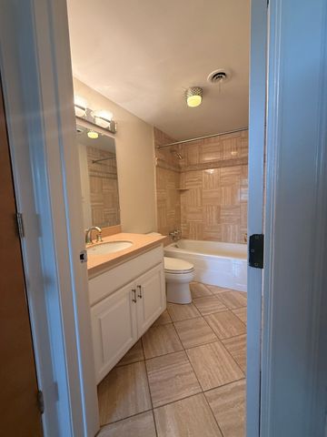 3314 West End Ave Apt 404, Nashville, TN 37203