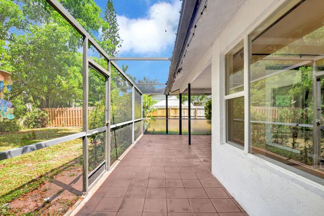 1197 Belmore Terrace, Wellington, FL 33414