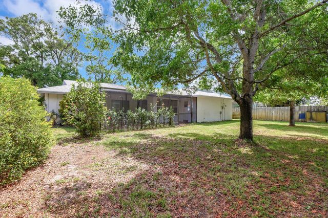 1197 Belmore Terrace, Wellington, FL 33414