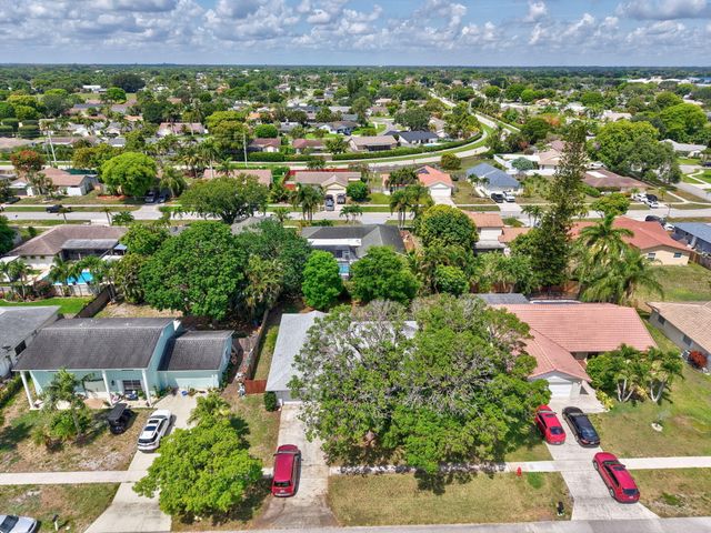 1197 Belmore Terrace, Wellington, FL 33414