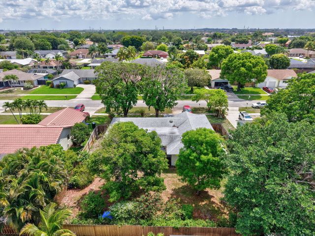 1197 Belmore Terrace, Wellington, FL 33414