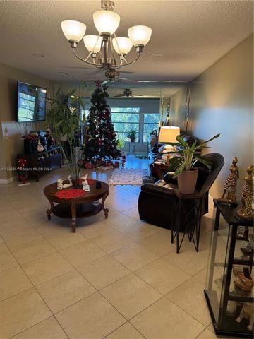 12650 SW 6th St 411K, Pembroke Pines, FL 33027