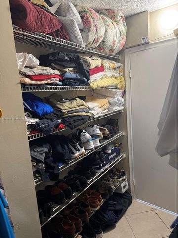 12650 SW 6th St 411K, Pembroke Pines, FL 33027