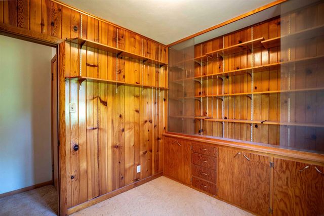 3429 Logan Avenue, Waterloo, IA 50703