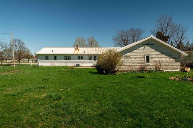 3429 Logan Avenue, Waterloo, IA 50703