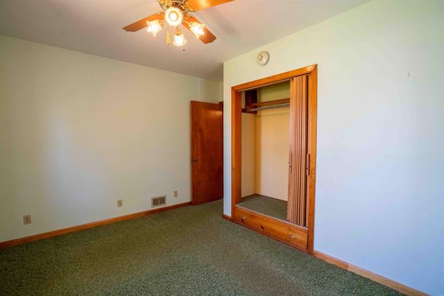 3429 Logan Avenue, Waterloo, IA 50703